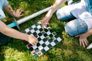 diy-board-game-kids-checkers-step-by-step-tutorial diy-board-game-kids-checkers-step-by-step-tutorial